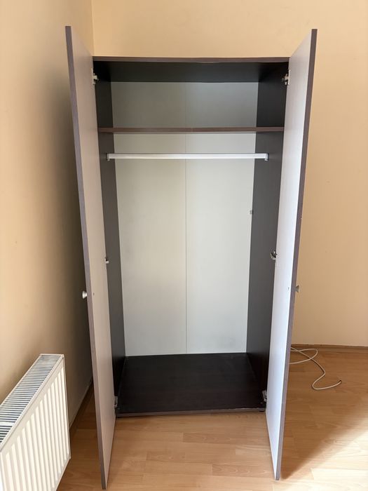 Двукрилен Гардероб