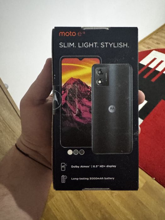 Vand 2 telefoane motorola noi