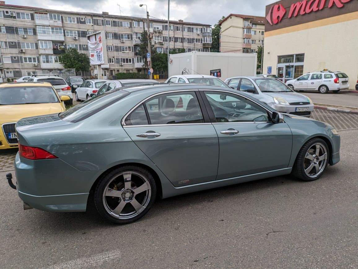 Honda Accord CL9 2.4 vtec 2003