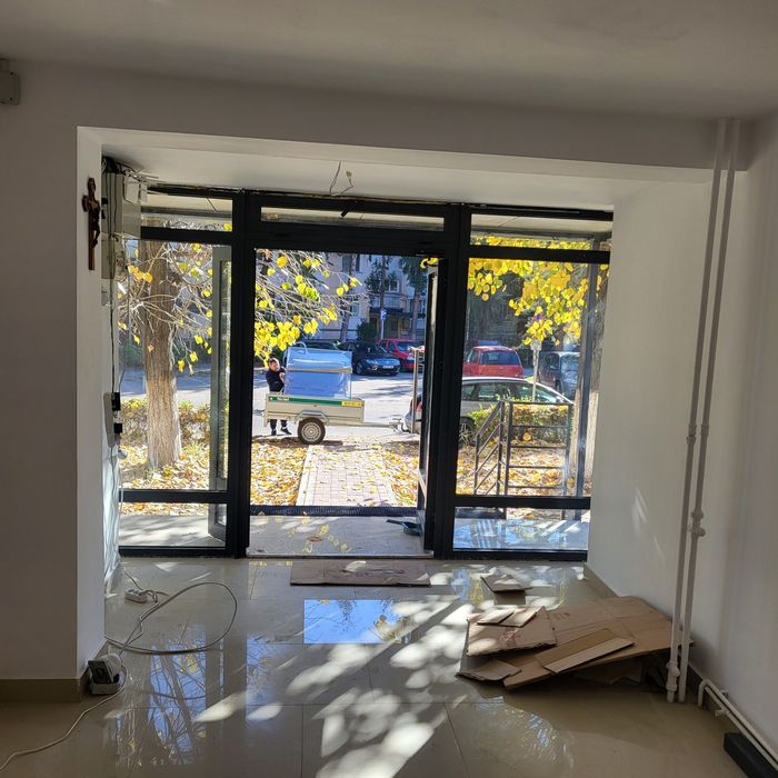 Ofer pt închiriat spațiu comercial aproximativ 35 m pătrați