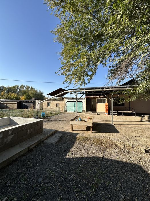 Продам дом с большим участком