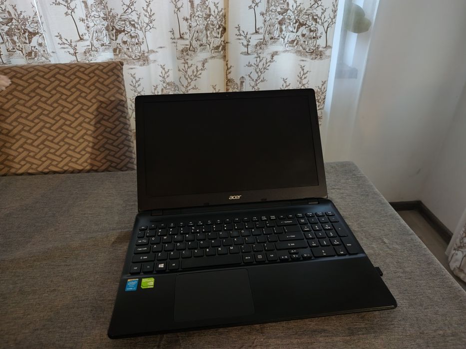 Laptop Acer E5 572-75MW I7, 1.24 Tb