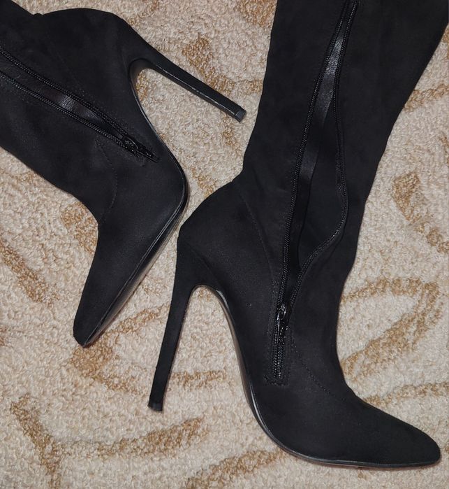 Cizme lungi negre Asos