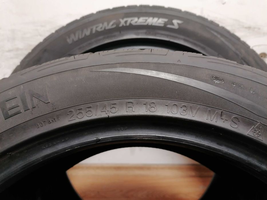 255/45/18 Vredestein / зимни гуми