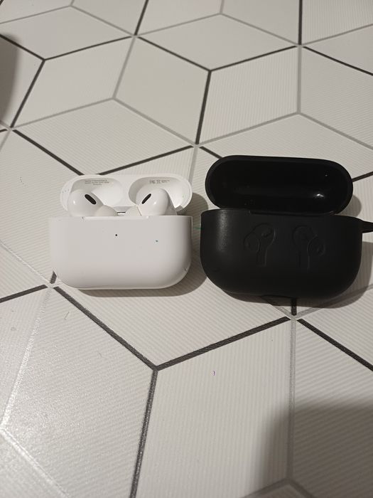наушники Airpods