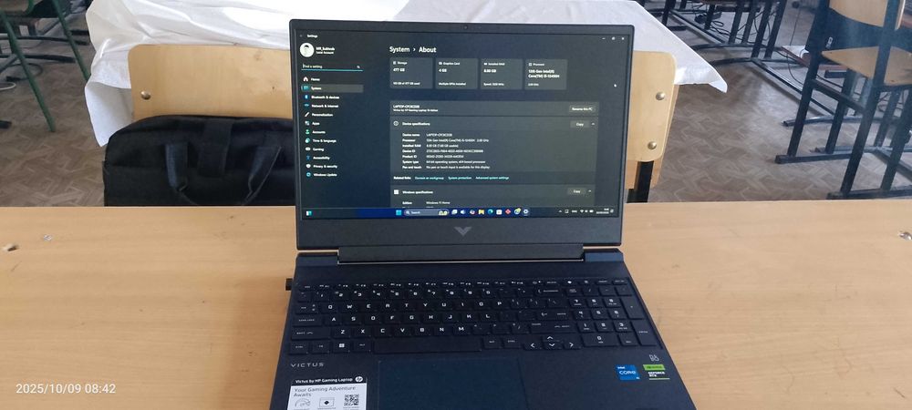 HP Victus 15 – i5/ RTX 3050 / 8GB / 512GB SSD