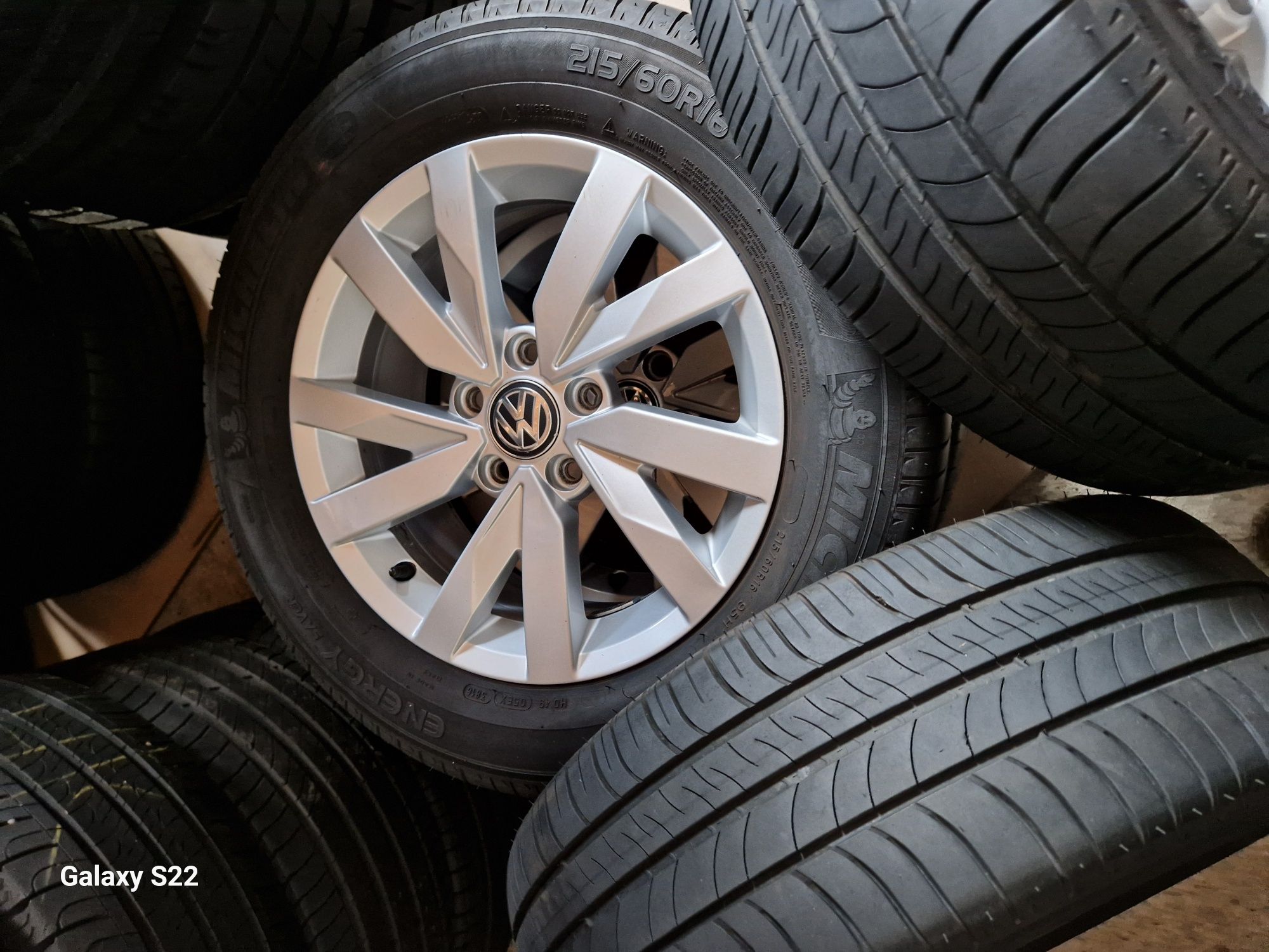 Jante Passat B8 5x112 anvelope vara 215 60 16