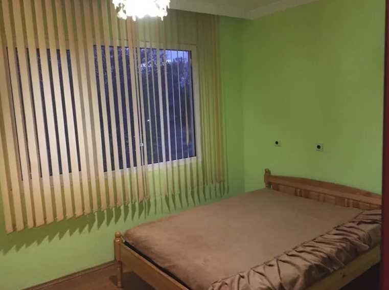 Дава се под наем Двустаен апартамент в Бургас, Промишлена зона - Юг - 68 кв.м за 110 € - Снимка #8