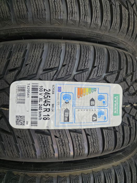 Нови зимни гуми 245 45 18 - Nokian