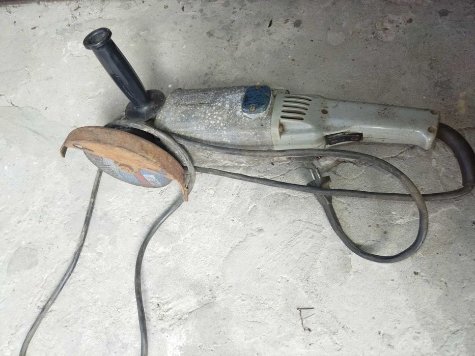 Голям Български ъглошлайф - Ф230