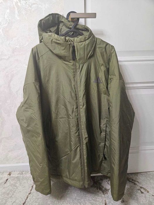 Adidas Kurtka Sotiladi Razmer 2XL