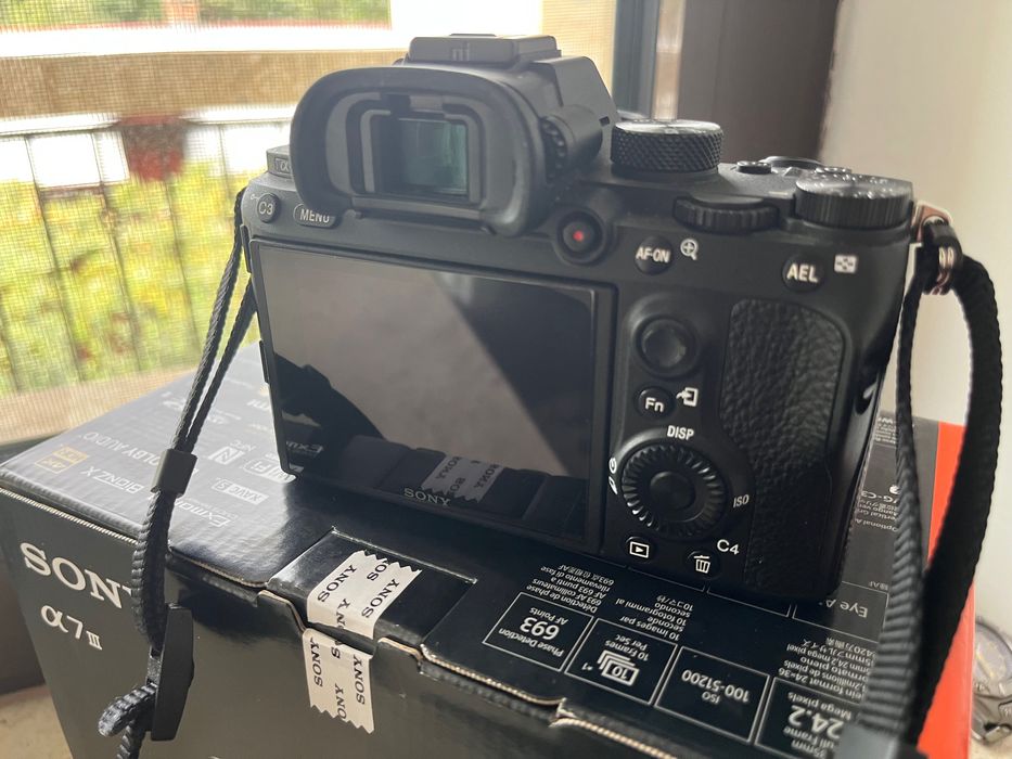 Sony a7 III (M3 / iii) full-frame mirrorless - ca NOU, shutter = 1854