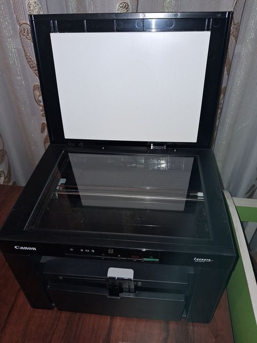 Canon mf3010 printer sotiladi
