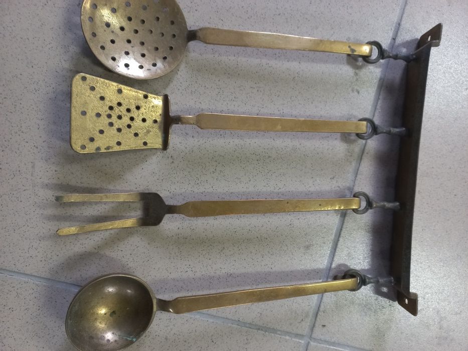 Set tacâmuri bronz