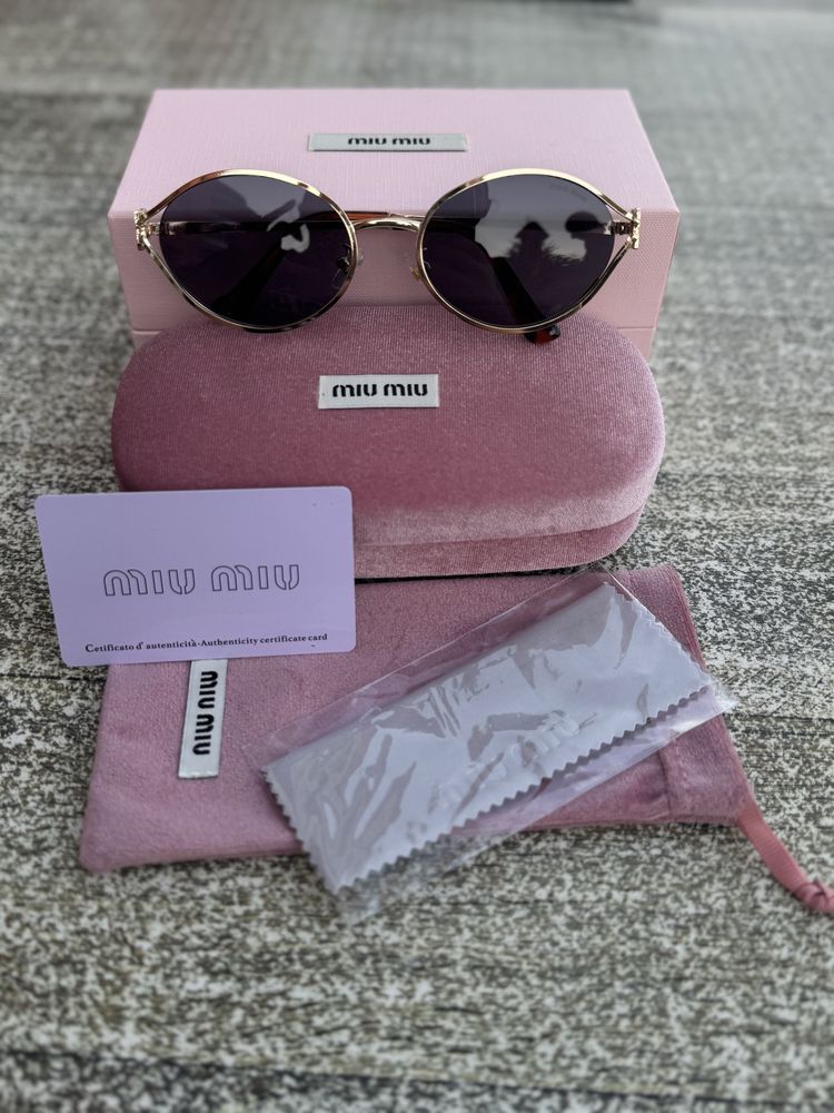 Слънчеви Очила Miu Miu