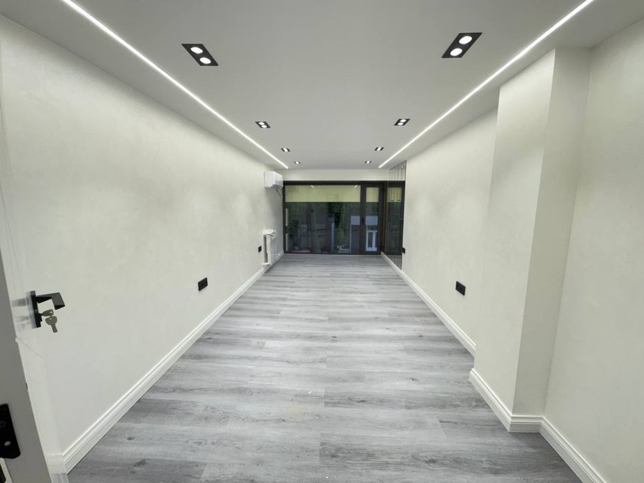 Аренда под Офис Ориентир Цум 80м2 1800$ торг