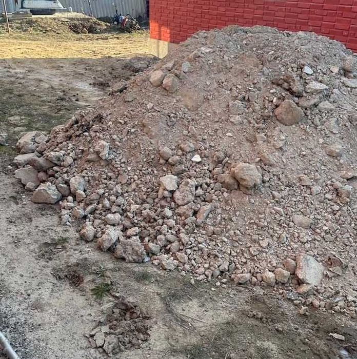 Отход ( ПГС щебень мелкий бетон вперемешку )