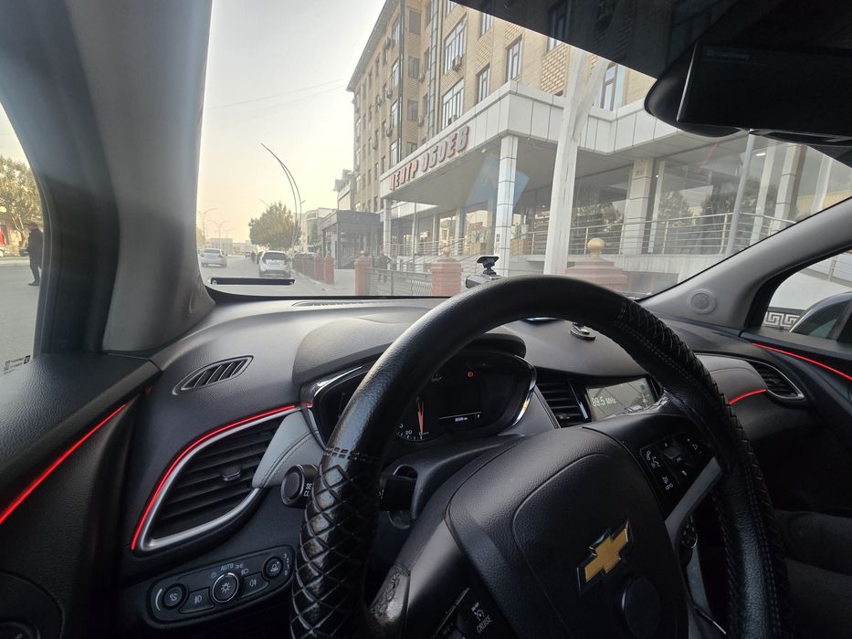 Chevrolet Tracker 2020 Premier сотилади