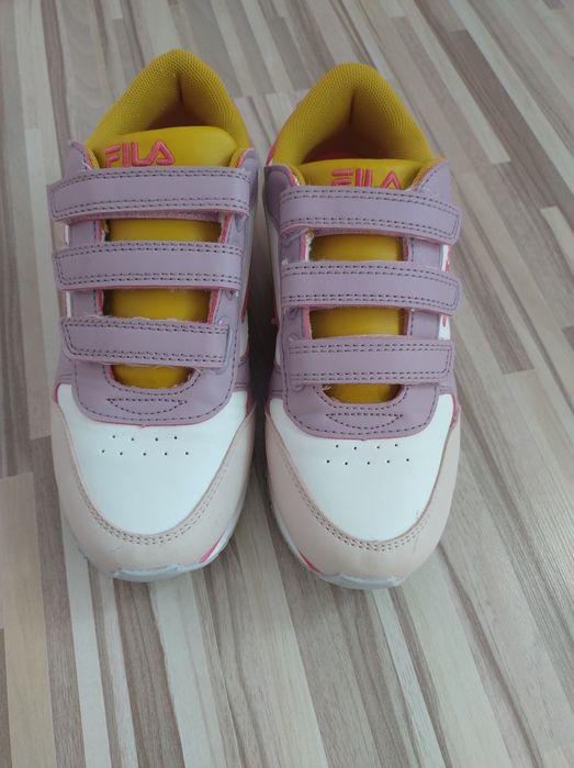 Маратонки FILA за момиче