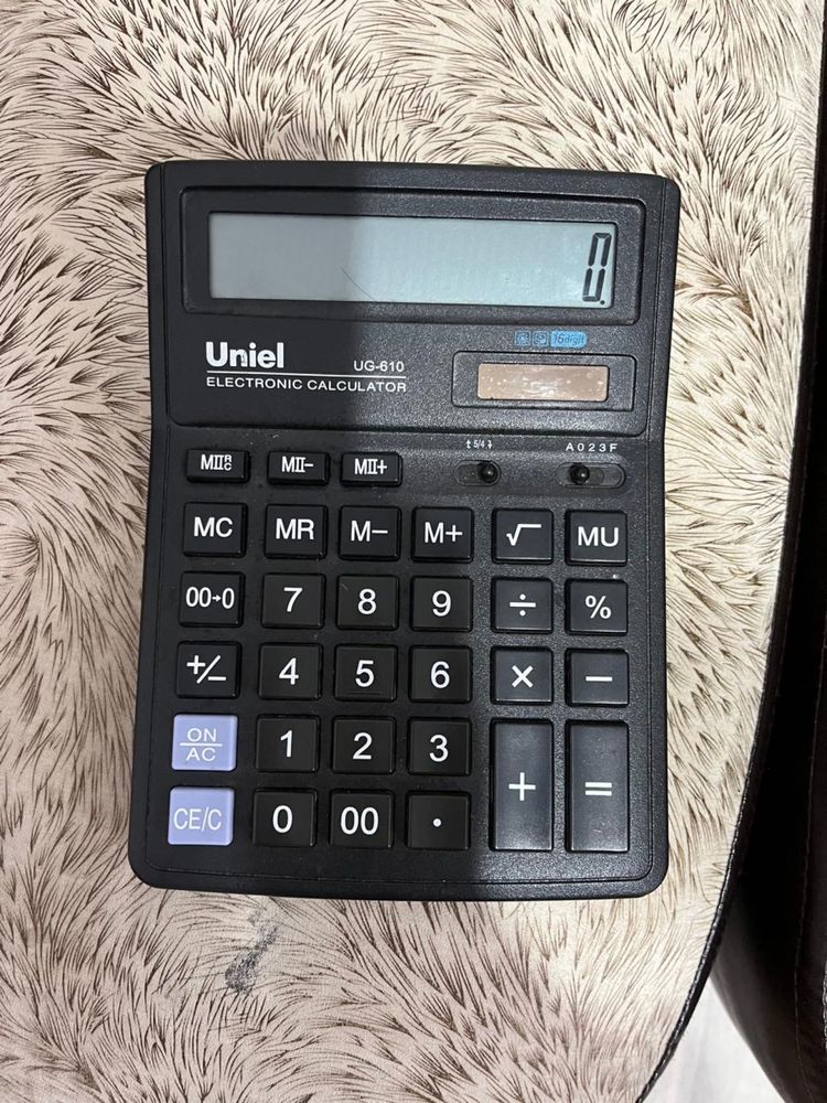 Продам калькулятор
