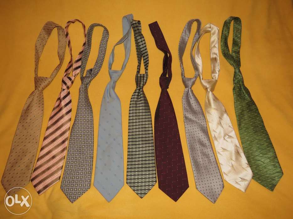 Cravate de calitate, diverse materiale si modele