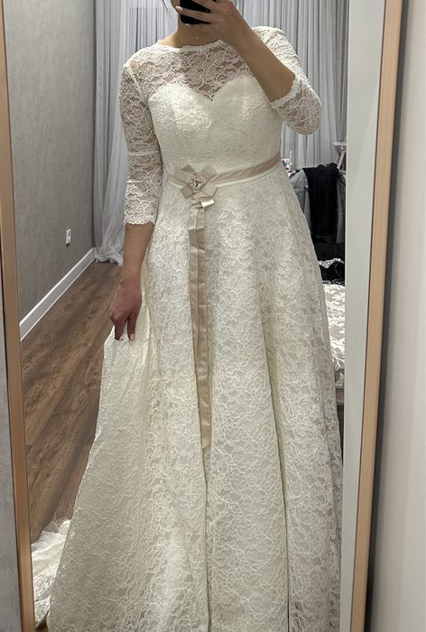 Продам новое свадебное платье.