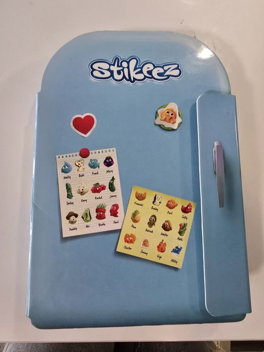 3 колекции Stikeez с игри