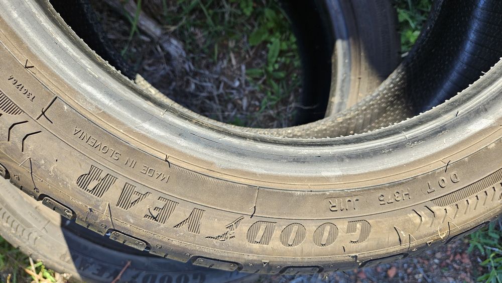 Гуми 215 45 16 гуд йър