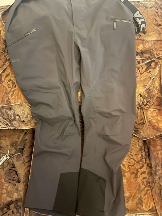 Atomic Redster  geacă  și pantaloni