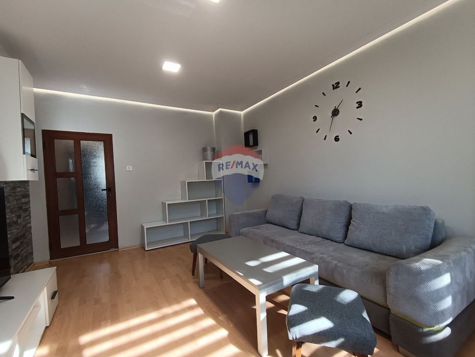 Дава се под наем Тристаен апартамент в Варна, Трошево - 100 кв.м за 612 € - Снимка #1