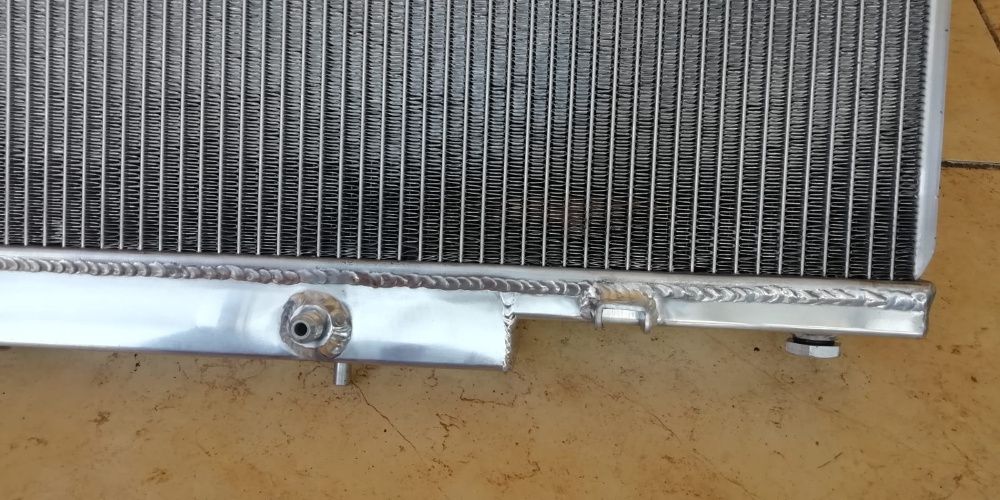 Radiator nissan patrol y61 marit Radiator aluminiu off road marit Nou