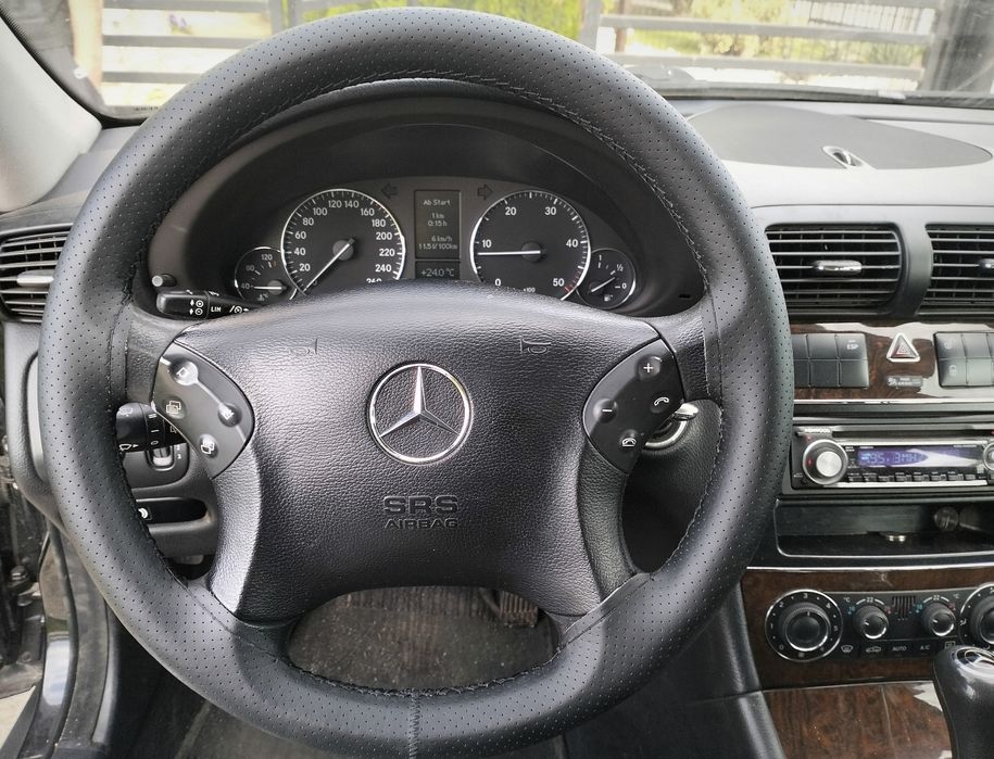 Mercedes C-class C220  / 2.2 CDI  / Cutie automata / Clima / Pilot /E4