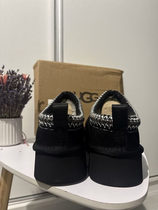 Ugg tazz marimea 39
