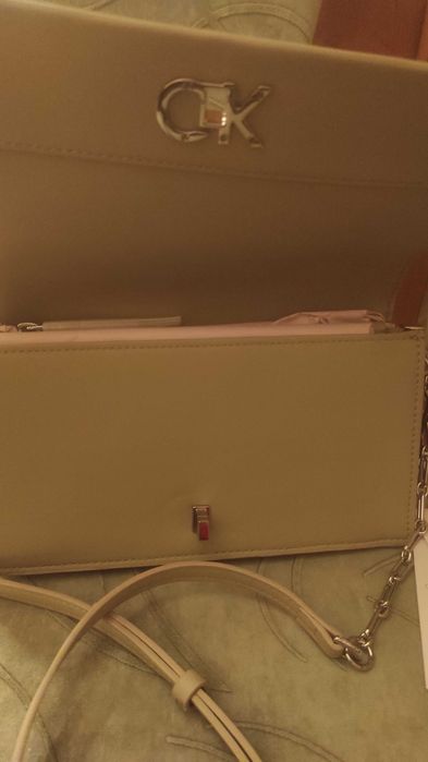 Оригинална дамска чанта Calvin Klein