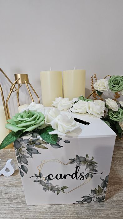 Сватбена украса в златно, зелено и бяло