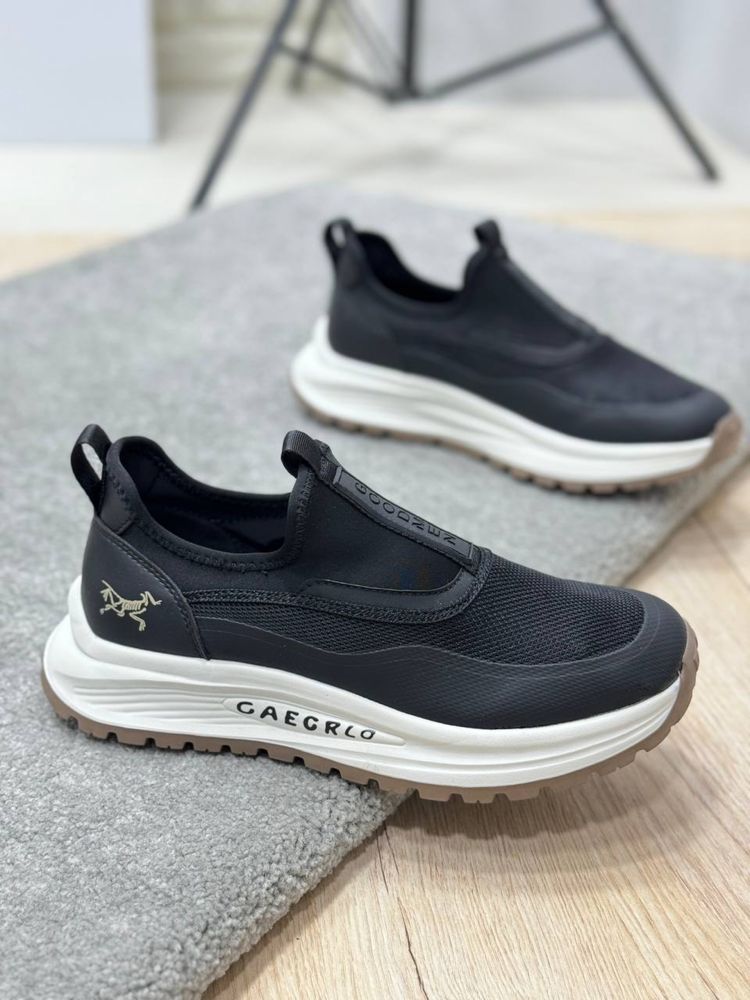 Мужские кроссовки Skechers NEW Collection