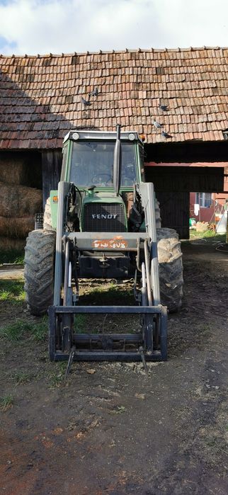 De vânzare Fendt 305 ls