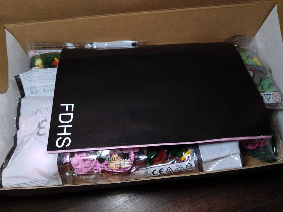 NOU TIP brand Le go  Buchet flori  Frumos roz 10342