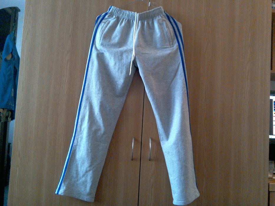 Trening (mărimea 14/40) pentru fete/băieţi, gri cu dungi albastre