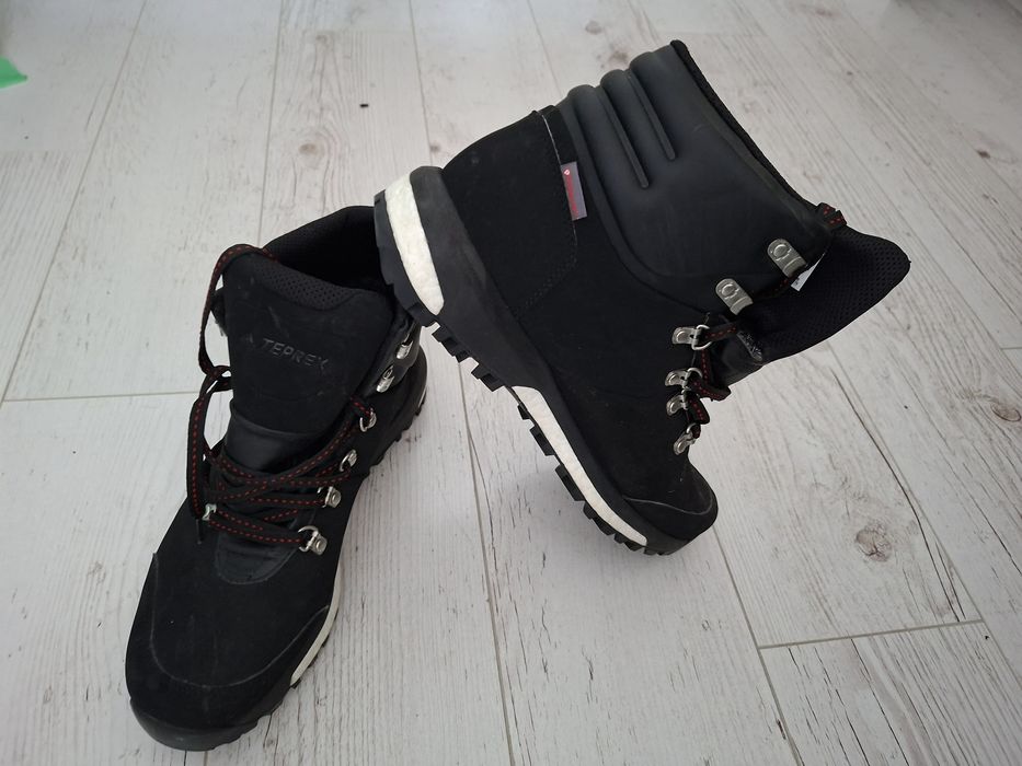 Adidas Terrex-Туристически обувки