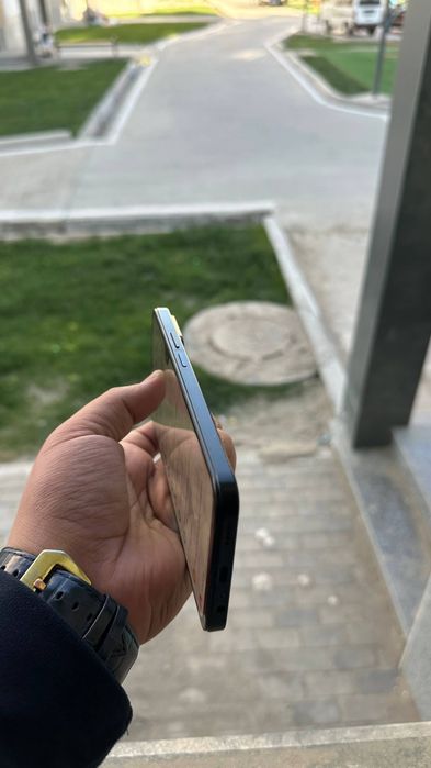 Xonor X7C telefoni sotiladi.