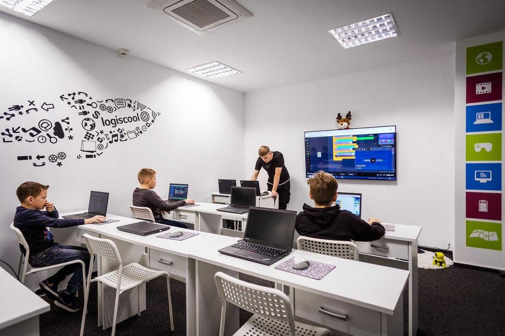 Afacere la Cheie:Franciză Logiscool Educațională pentru Copii in IT/AI