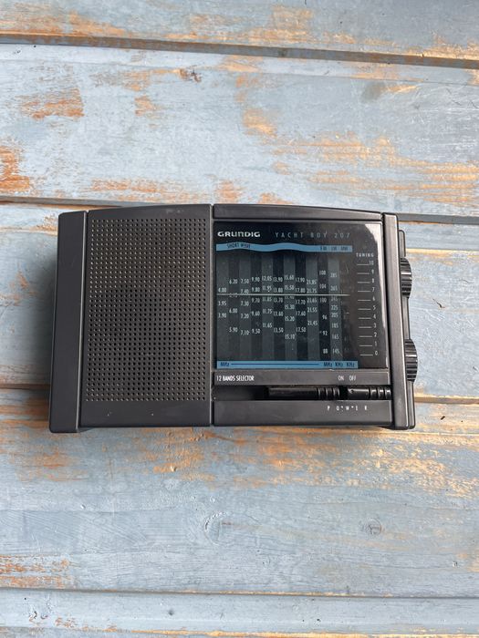 Radio Grundig Yacht boy 207