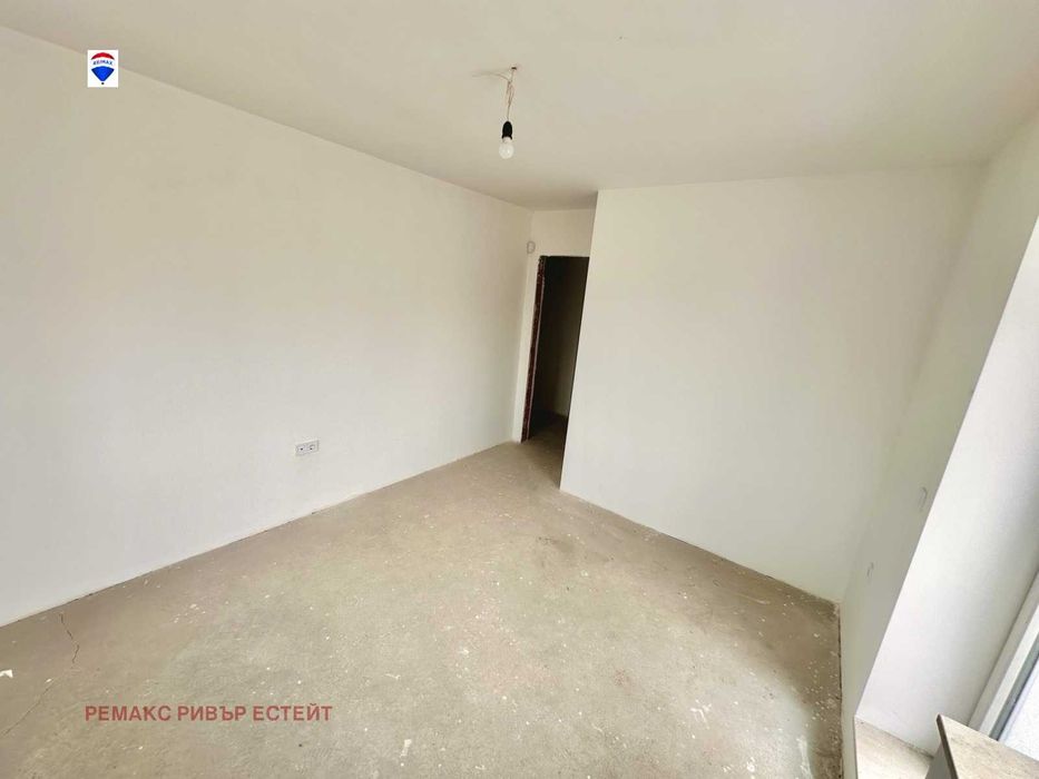 Продава се Тристаен апартамент в Русе, Хъшове - 104 кв.м за 1384 €/кв.м - Снимка #8