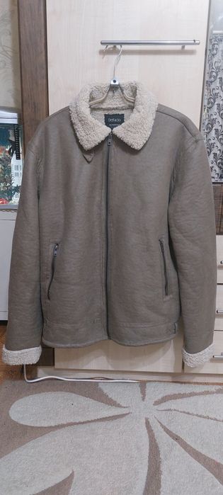 Продается новая мужская дубленка