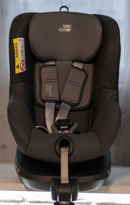 Britax Romer DualFix 2 R - Детско столче за кола с ISOFIX