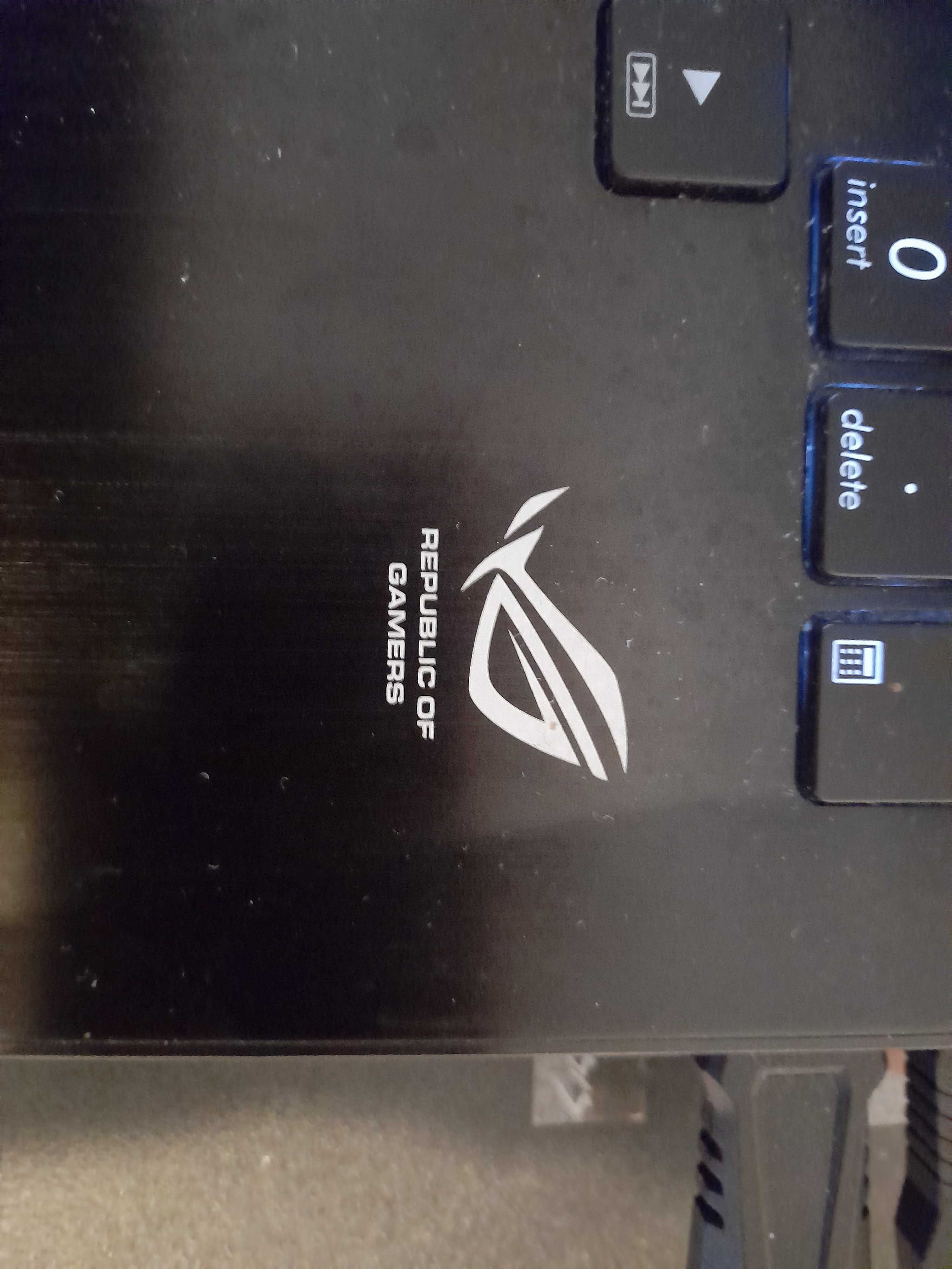 Laptop asus i7-47000HQ