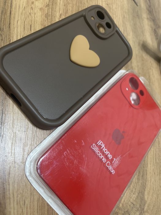 Чехол на айфон 13