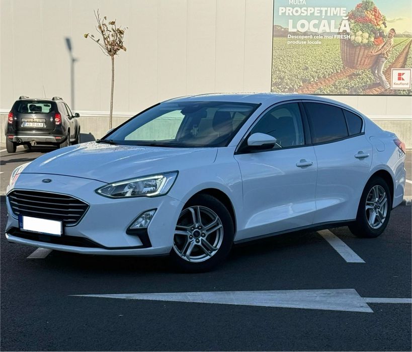 Ford focus 1.0 EcoBoost model 2019/Revizii la zi