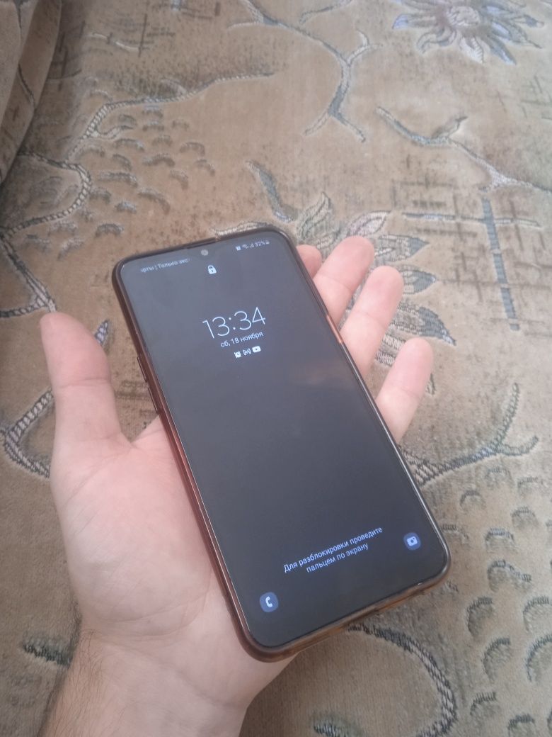 Продам телефон Samsung A10s